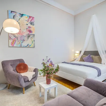 Szekely Bertalan Daire